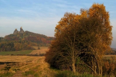 Podzim u hradu Trosky